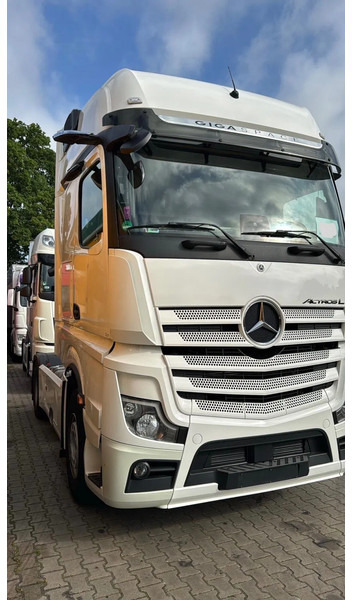 Mercedes-Benz Actros 1845 L Gigaspace 2x tank Standairco 5x available 20-12-2025 - رأس تريلا: صورة 2 Mercedes-Benz Actros 1845 L Gigaspace 2x tank Standairco 5x available 20-12-2025 - رأس تريلا: صورة 2