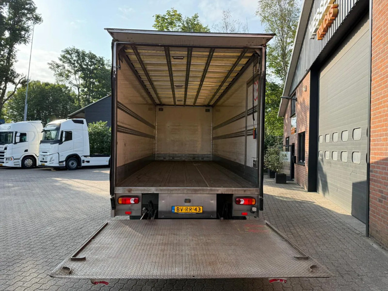 Renault Premium 280 18T Airco 584.954KM Slaapcabine Handgeschakeld Airco NL Truck - شاحنة صندوقية: صورة 5 Renault Premium 280 18T Airco 584.954KM Slaapcabine Handgeschakeld Airco NL Truck - شاحنة صندوقية: صورة 5