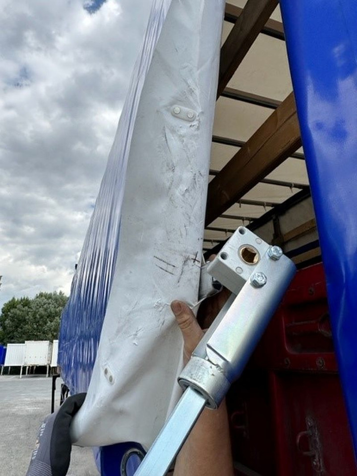 Krone BDF-System, 7.450 mm lang, neue ROLLFIXPLANE in RAL 5002 Ultramarinblau, - حاوية ذات ستائر جانبية: صورة 2 Krone BDF-System, 7.450 mm lang, neue ROLLFIXPLANE in RAL 5002 Ultramarinblau, - حاوية ذات ستائر جانبية: صورة 2