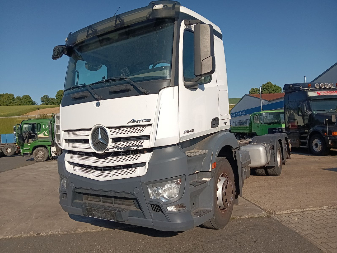 Mercedes-Benz ANTOS 2545 6x2 Lenkachse Luft/Luft PTO AHK - شاحنة بهيكل معدني للمقصورة: صورة 1 Mercedes-Benz ANTOS 2545 6x2 Lenkachse Luft/Luft PTO AHK - شاحنة بهيكل معدني للمقصورة: صورة 1