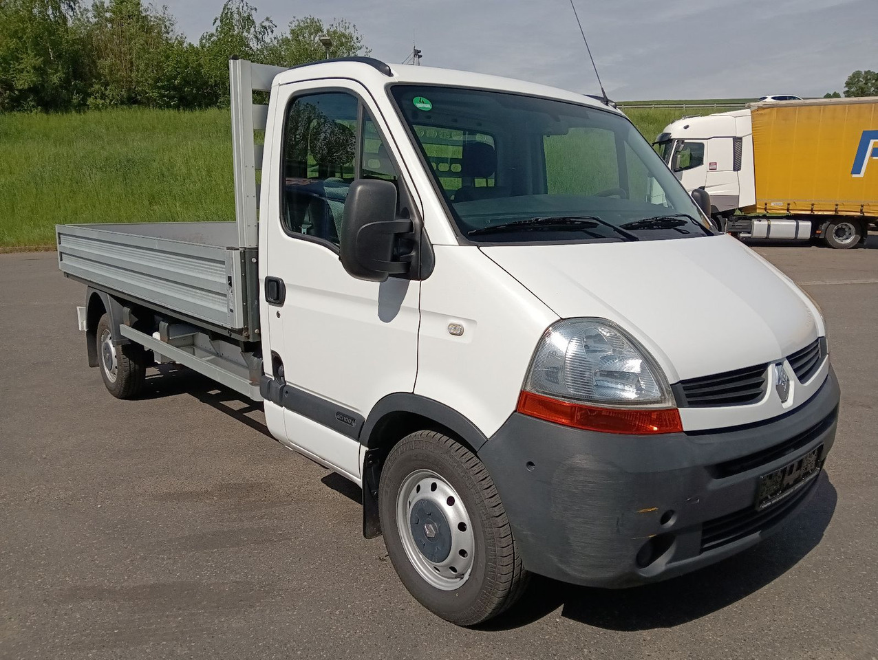 Renault MASTER 3,5t AHK, TÜV/Reifen/Bremse NEU orig.64t - شاحنة توصيل مفتوحة, الشاحنات الصغيرة كابينة مزدوجة: صورة 2 Renault MASTER 3,5t AHK, TÜV/Reifen/Bremse NEU orig.64t - شاحنة توصيل مفتوحة, الشاحنات الصغيرة كابينة مزدوجة: صورة 2