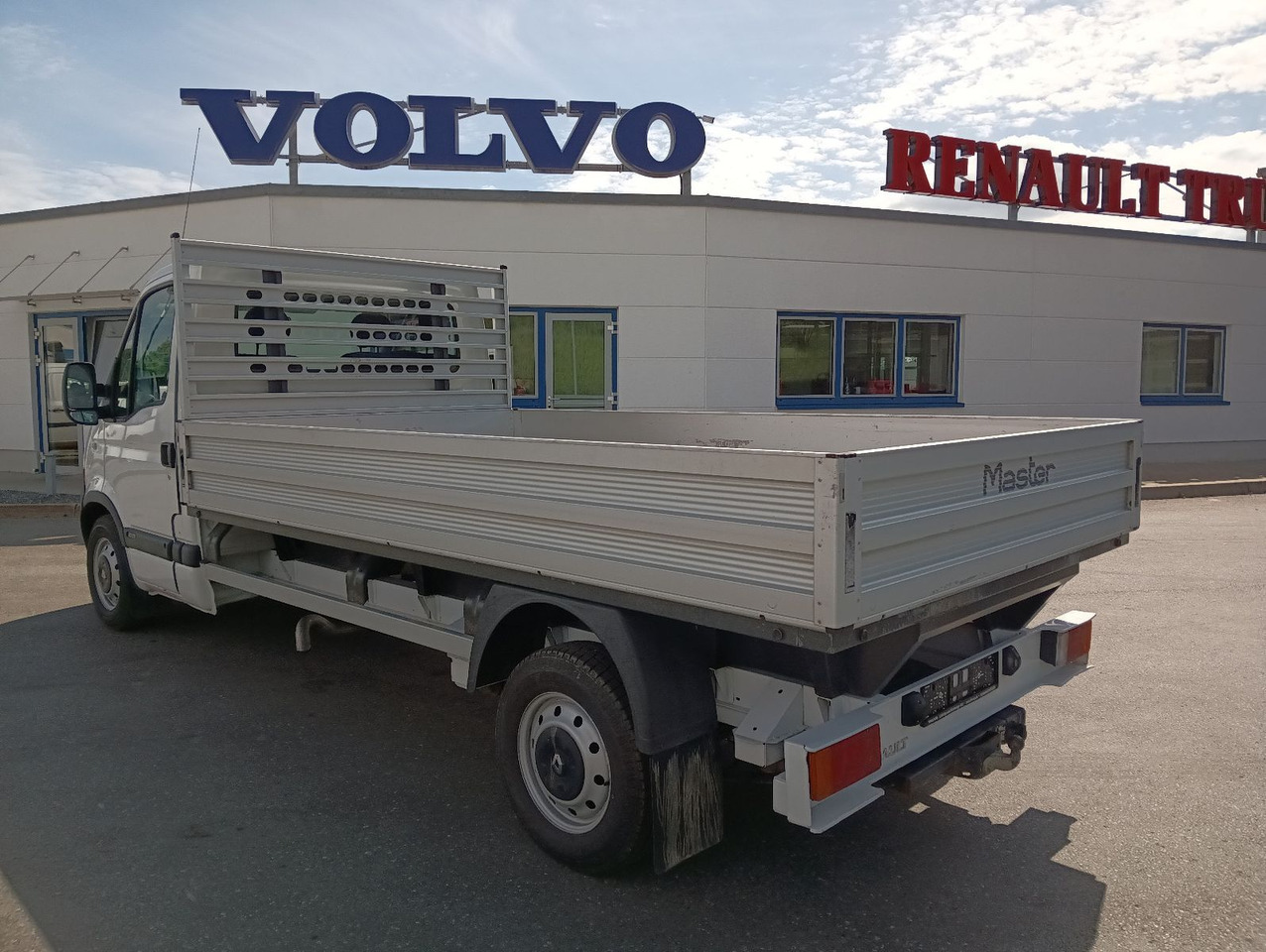 Renault MASTER 3,5t AHK, TÜV/Reifen/Bremse NEU orig.64t - شاحنة توصيل مفتوحة, الشاحنات الصغيرة كابينة مزدوجة: صورة 4 Renault MASTER 3,5t AHK, TÜV/Reifen/Bremse NEU orig.64t - شاحنة توصيل مفتوحة, الشاحنات الصغيرة كابينة مزدوجة: صورة 4