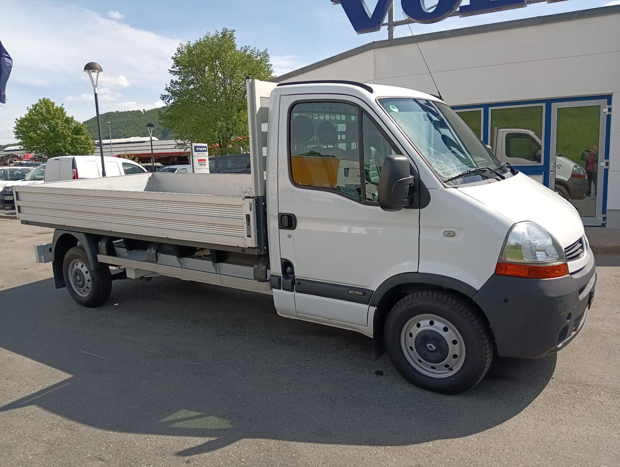 Renault MASTER 3,5t AHK, TÜV/Reifen/Bremse NEU orig.64t - شاحنة توصيل مفتوحة, الشاحنات الصغيرة كابينة مزدوجة: صورة 5 Renault MASTER 3,5t AHK, TÜV/Reifen/Bremse NEU orig.64t - شاحنة توصيل مفتوحة, الشاحنات الصغيرة كابينة مزدوجة: صورة 5