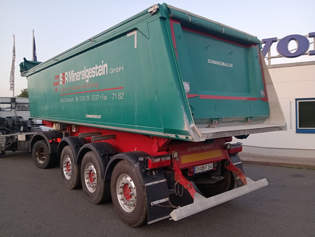 Schwarzmüller 3-A Alumulde ALCOA 27m3 SAF Lift 5,4t el.Verdeck - نصف مقطورة قلابة: صورة 1 Schwarzmüller 3-A Alumulde ALCOA 27m3 SAF Lift 5,4t el.Verdeck - نصف مقطورة قلابة: صورة 1