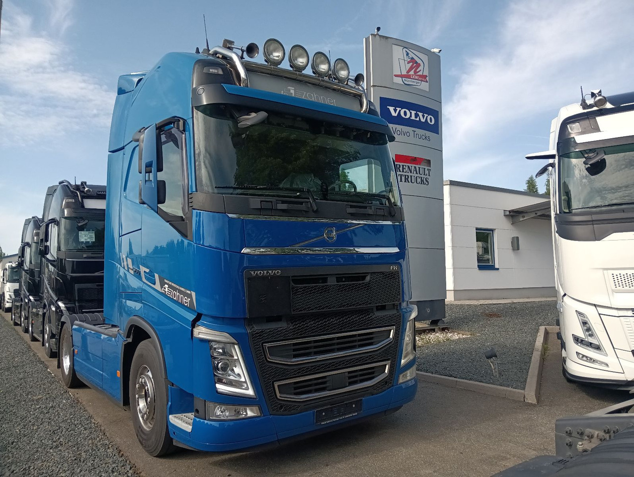 Volvo FH 500 4x2T GlobeXL FullOption ALCOA Leder Servi - مقطورة السحب: صورة 1 Volvo FH 500 4x2T GlobeXL FullOption ALCOA Leder Servi - مقطورة السحب: صورة 1