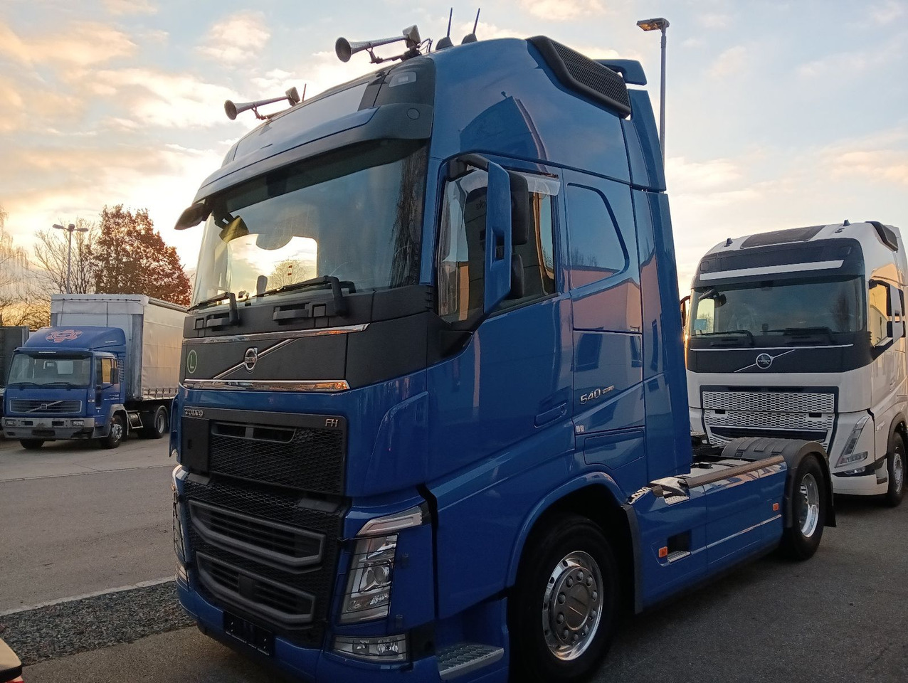 رأس تريلا Volvo FH460 Globe FullSpoiler TV I-PARC 2xTank German: صورة 48 رأس تريلا Volvo FH460 Globe FullSpoiler TV I-PARC 2xTank German: صورة 48
