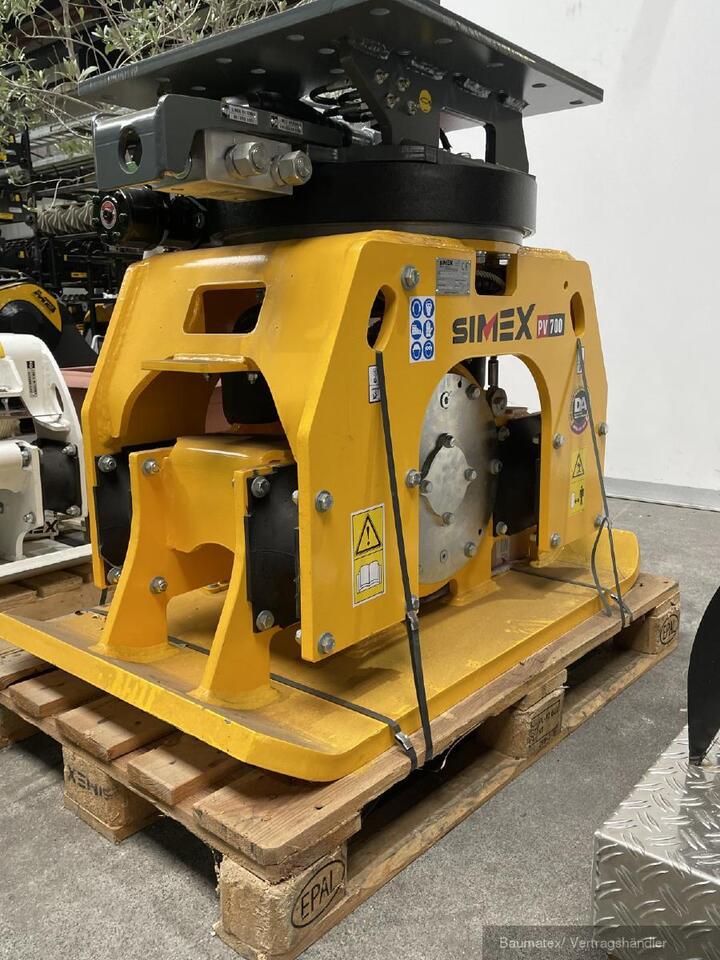 SIMEX PV700 f. 18- 25to. Bagger/ 360° hydr. Rotation!! - ضاغطة التربة: صورة 1 SIMEX PV700 f. 18- 25to. Bagger/ 360° hydr. Rotation!! - ضاغطة التربة: صورة 1