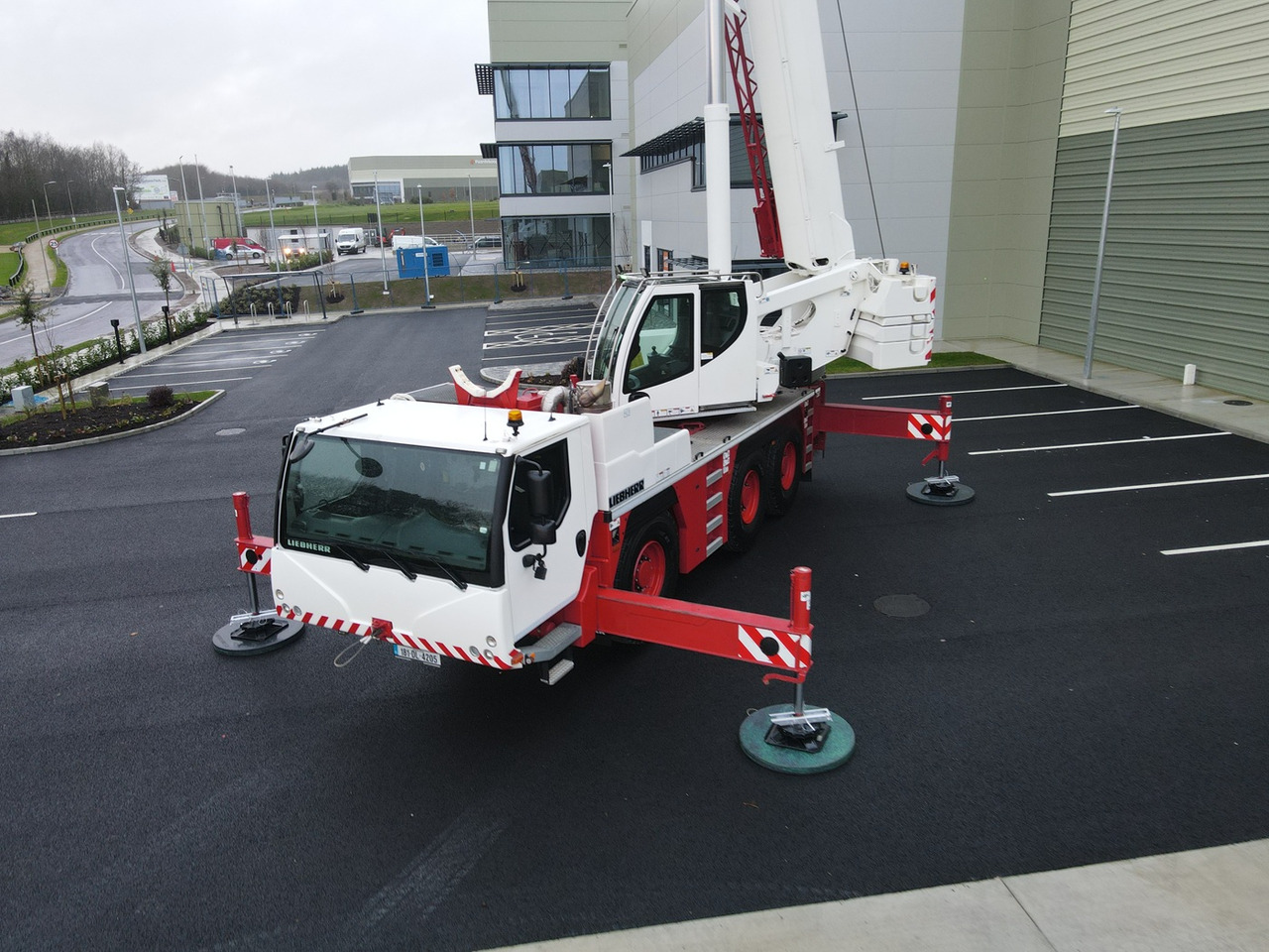 LIEBHERR LTM1060-3.1 - Excellent Condition and Full Remote - رافعة لجميع التضاريس: صورة 1 LIEBHERR LTM1060-3.1 - Excellent Condition and Full Remote - رافعة لجميع التضاريس: صورة 1