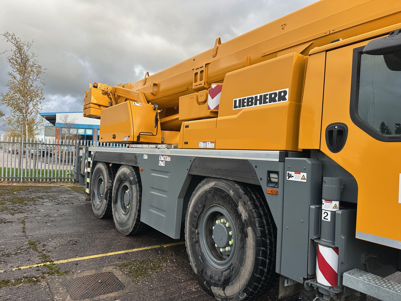 LIEBHERR LTM1060-3.1 - In Brand New Condition, Only 997 Hours - رافعة لجميع التضاريس: صورة 5 LIEBHERR LTM1060-3.1 - In Brand New Condition, Only 997 Hours - رافعة لجميع التضاريس: صورة 5