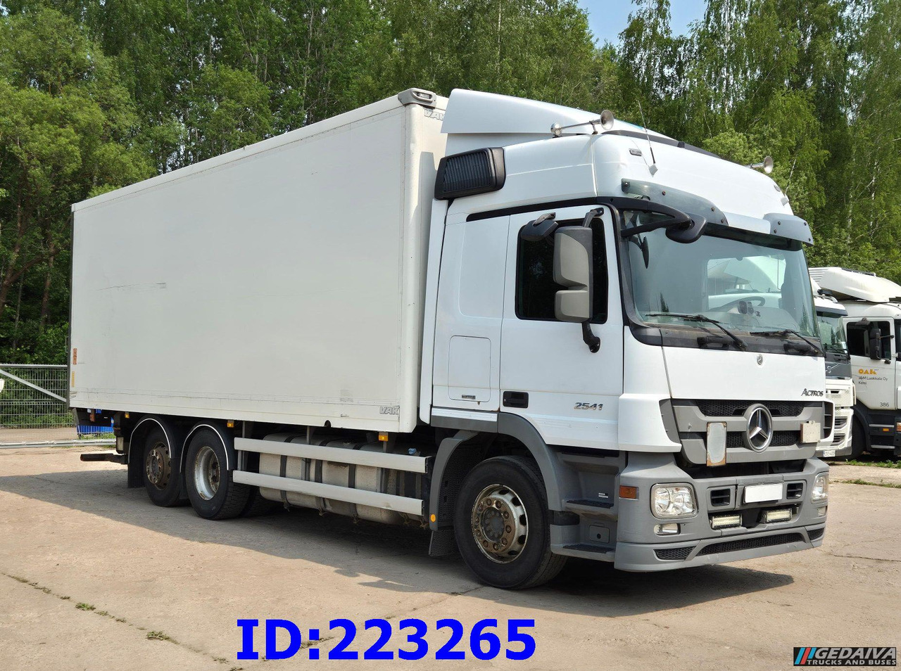 MERCEDES-BENZ Actros 2541 6x2 Retarder Open side box - شاحنة متساوية الحرارة: صورة 4 MERCEDES-BENZ Actros 2541 6x2 Retarder Open side box - شاحنة متساوية الحرارة: صورة 4