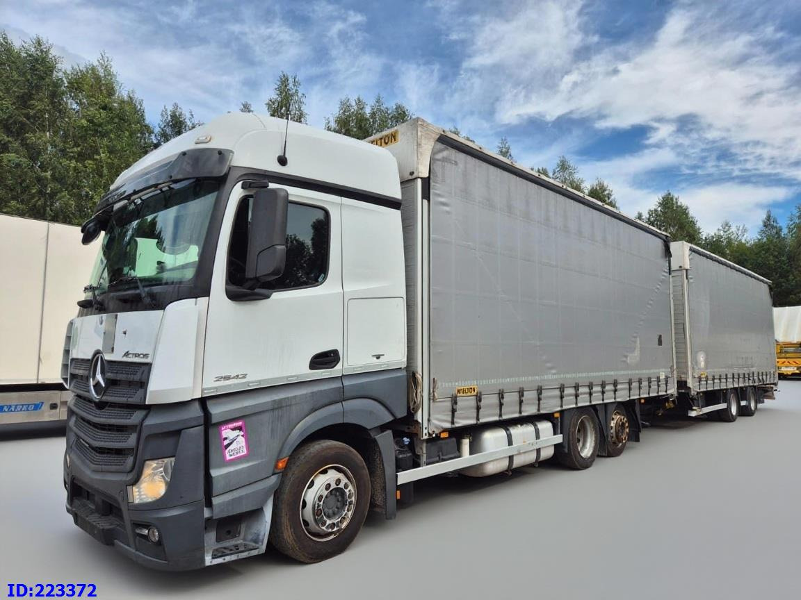 MERCEDES-BENZ Actros 2542 6x2 Euro6 + Wielton trailer - شاحنة ذات ستائر جانبية: صورة 1 MERCEDES-BENZ Actros 2542 6x2 Euro6 + Wielton trailer - شاحنة ذات ستائر جانبية: صورة 1