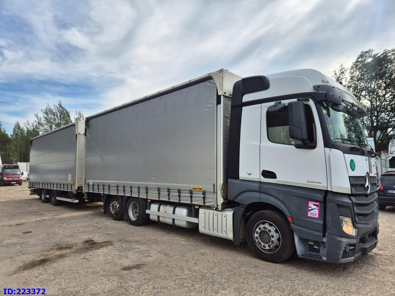 MERCEDES-BENZ Actros 2542 6x2 Euro6 + Wielton trailer - شاحنة ذات ستائر جانبية: صورة 4 MERCEDES-BENZ Actros 2542 6x2 Euro6 + Wielton trailer - شاحنة ذات ستائر جانبية: صورة 4