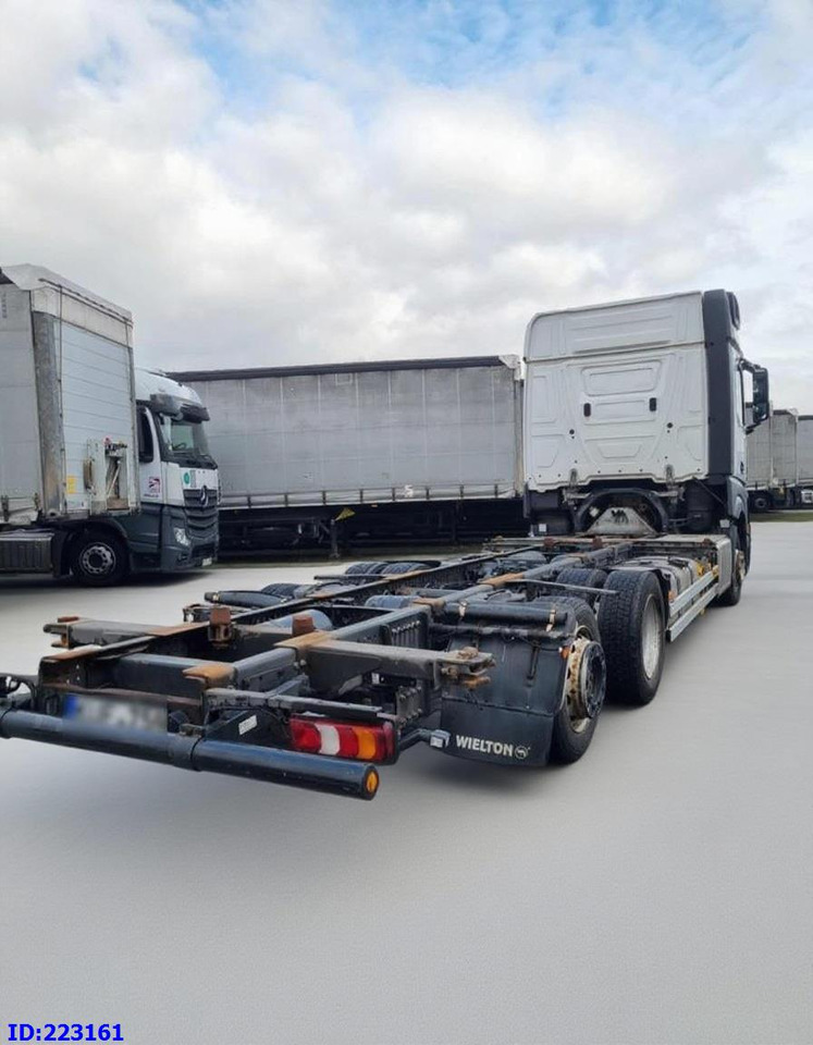 MERCEDES-BENZ Actros 2542 BDF 6x2 Euro6 - شاحنة بهيكل معدني للمقصورة: صورة 4 MERCEDES-BENZ Actros 2542 BDF 6x2 Euro6 - شاحنة بهيكل معدني للمقصورة: صورة 4