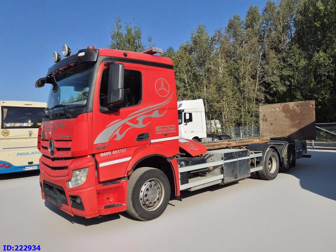 MERCEDES-BENZ Actros 2545 6x2 Euro5 - شاحنة بهيكل معدني للمقصورة: صورة 1 MERCEDES-BENZ Actros 2545 6x2 Euro5 - شاحنة بهيكل معدني للمقصورة: صورة 1