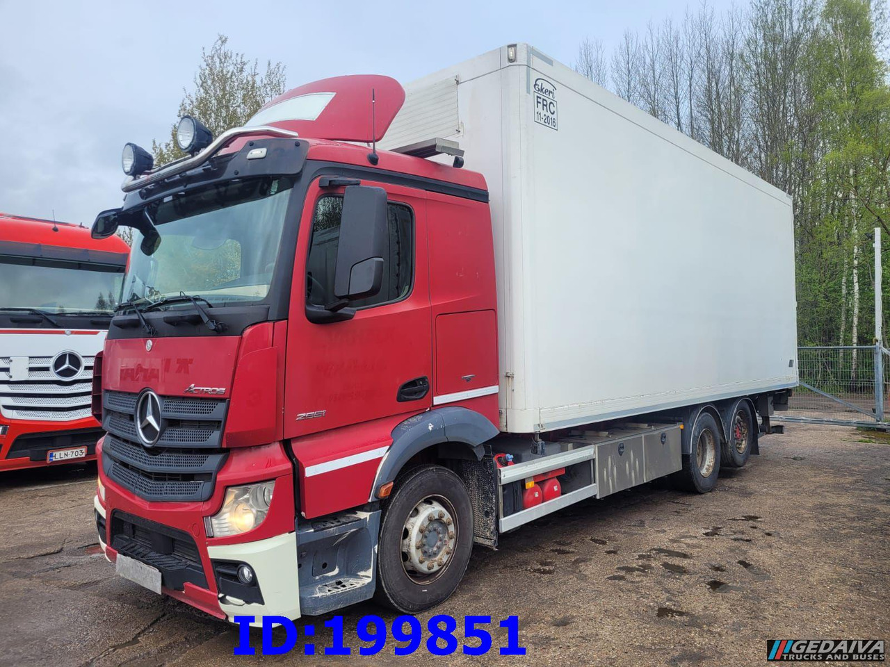 MERCEDES-BENZ Actros 2551 6x2 Euro5 - شاحنة صندوقية: صورة 1 MERCEDES-BENZ Actros 2551 6x2 Euro5 - شاحنة صندوقية: صورة 1