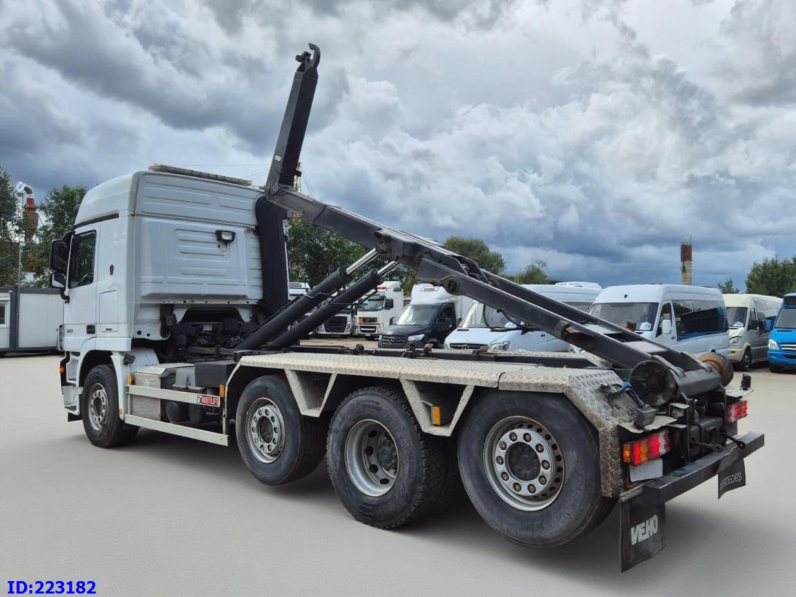 MERCEDES-BENZ Actros 2551 8x2 V8 Retarder - شاحنة برافعة خطافية: صورة 5 MERCEDES-BENZ Actros 2551 8x2 V8 Retarder - شاحنة برافعة خطافية: صورة 5