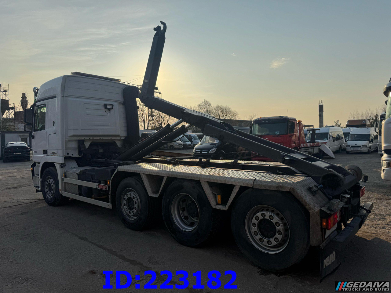 شاحنة برافعة خطافية MERCEDES-BENZ Actros 2551 8x2 V8 Retarder: صورة 7