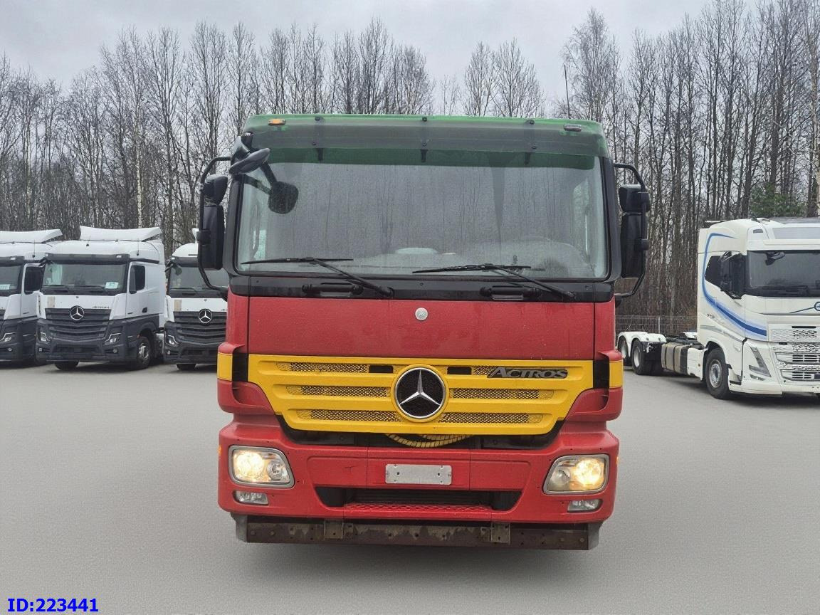 MERCEDES-BENZ Actros 2636 6X4 (3pedals) - شاحنة بهيكل معدني للمقصورة: صورة 2 MERCEDES-BENZ Actros 2636 6X4 (3pedals) - شاحنة بهيكل معدني للمقصورة: صورة 2