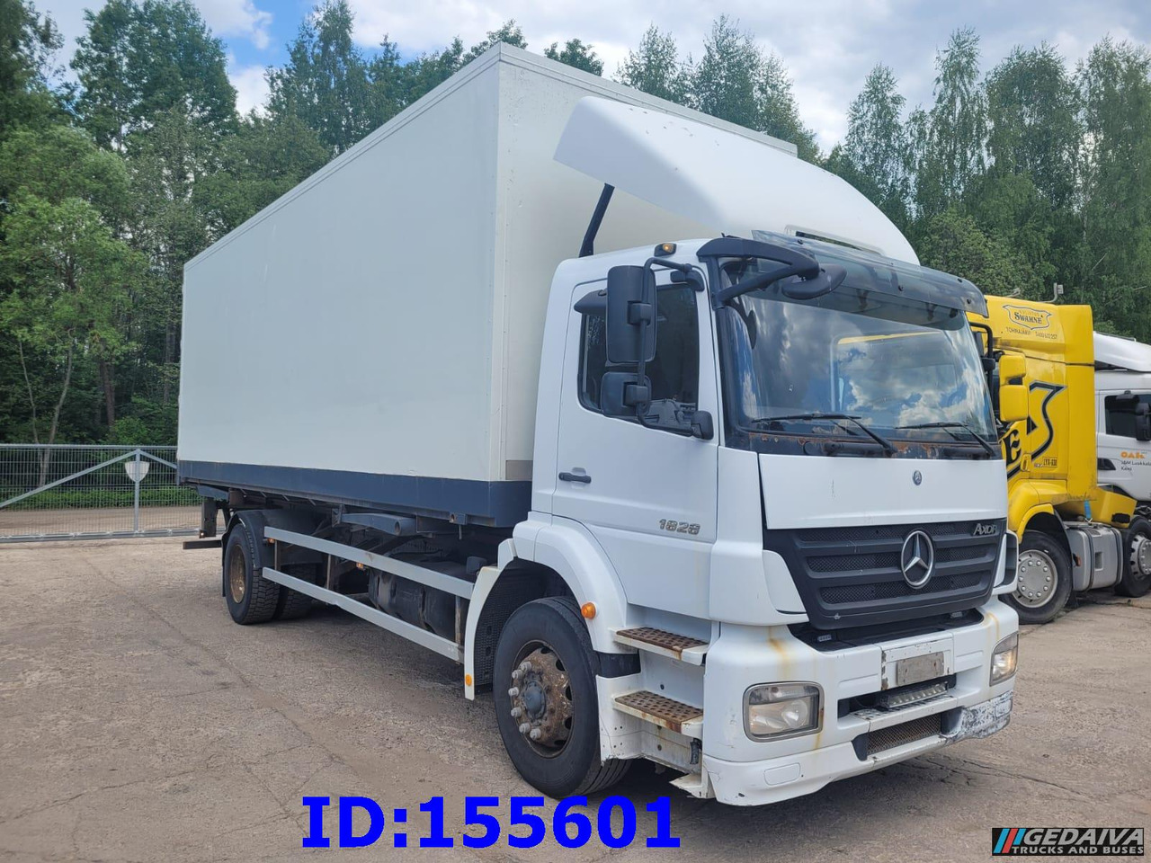 MERCEDES-BENZ Axor 1828 Manual - شاحنة متساوية الحرارة: صورة 4 MERCEDES-BENZ Axor 1828 Manual - شاحنة متساوية الحرارة: صورة 4