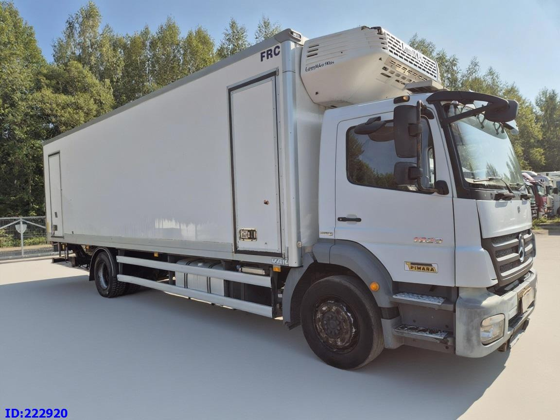 MERCEDES-BENZ Axor 1829 Manual + Tail lift - شاحنة ذات مبرد: صورة 4 MERCEDES-BENZ Axor 1829 Manual + Tail lift - شاحنة ذات مبرد: صورة 4