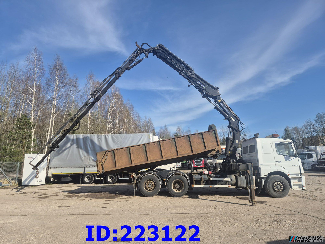 MERCEDES-BENZ Axor 2533 6x2 + Atlas 332.3E Crane - شاحنة قلاب: صورة 5 MERCEDES-BENZ Axor 2533 6x2 + Atlas 332.3E Crane - شاحنة قلاب: صورة 5
