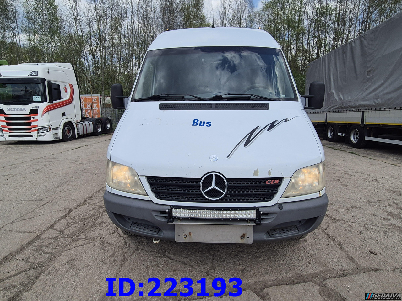MERCEDES-BENZ Sprinter 416 VIP AC 17-seater - حافلة نقل لمسافات طويلة: صورة 2 MERCEDES-BENZ Sprinter 416 VIP AC 17-seater - حافلة نقل لمسافات طويلة: صورة 2
