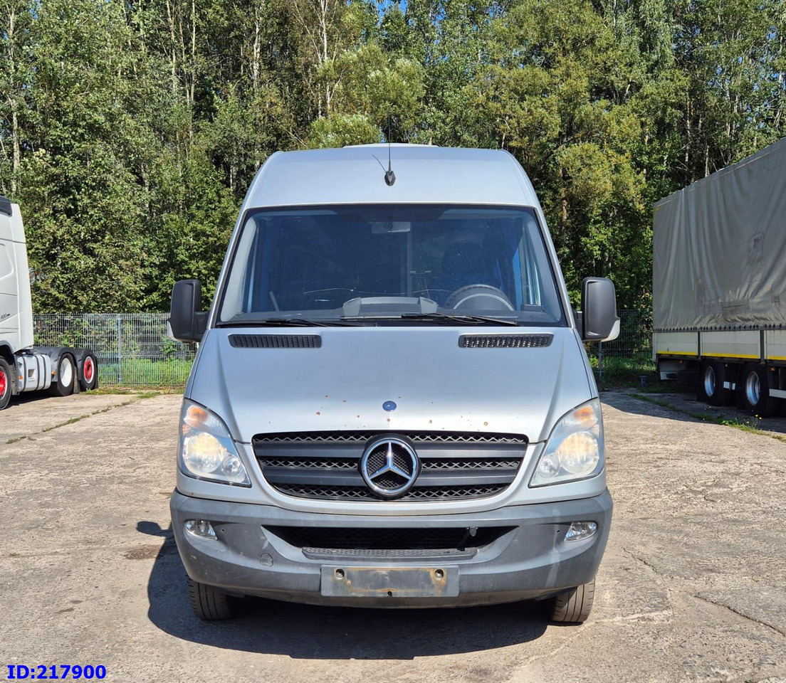 MERCEDES-BENZ Sprinter 516 - VIP - 17 places - حافلة نقل لمسافات طويلة: صورة 2 MERCEDES-BENZ Sprinter 516 - VIP - 17 places - حافلة نقل لمسافات طويلة: صورة 2
