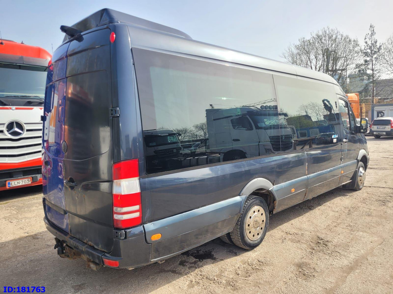 MERCEDES-BENZ Sprinter 518 - VIP - 17 Seater - حافلة نقل لمسافات طويلة: صورة 5 MERCEDES-BENZ Sprinter 518 - VIP - 17 Seater - حافلة نقل لمسافات طويلة: صورة 5