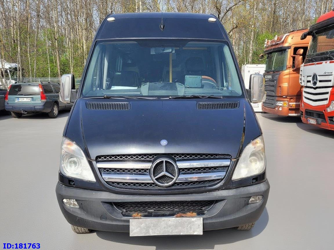 MERCEDES-BENZ Sprinter 518 - VIP - 17 Seater - حافلة نقل لمسافات طويلة: صورة 2 MERCEDES-BENZ Sprinter 518 - VIP - 17 Seater - حافلة نقل لمسافات طويلة: صورة 2
