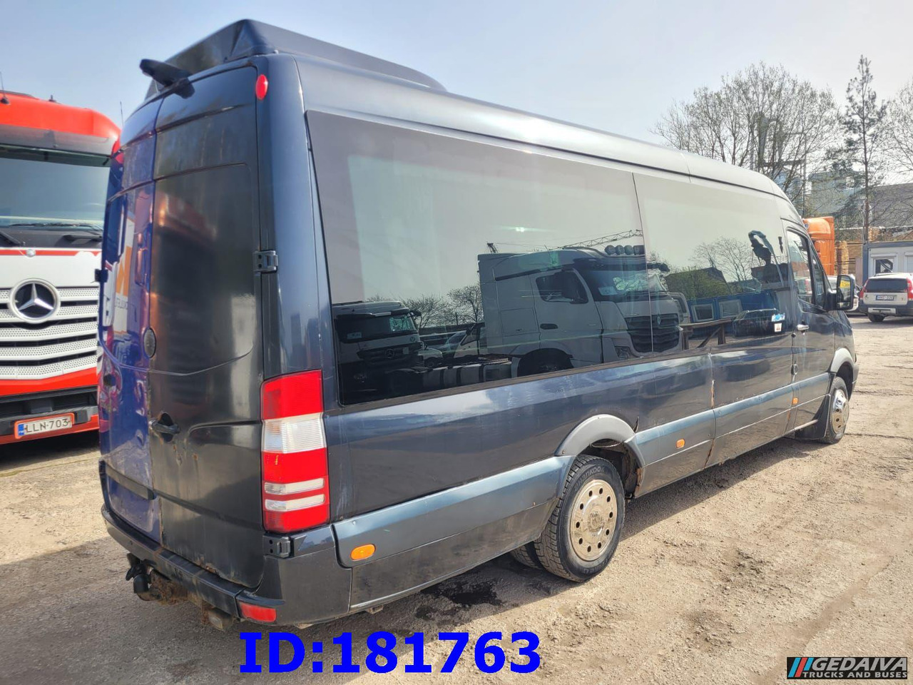 MERCEDES-BENZ Sprinter 518 - VIP - 17 Seater - حافلة نقل لمسافات طويلة: صورة 5 MERCEDES-BENZ Sprinter 518 - VIP - 17 Seater - حافلة نقل لمسافات طويلة: صورة 5