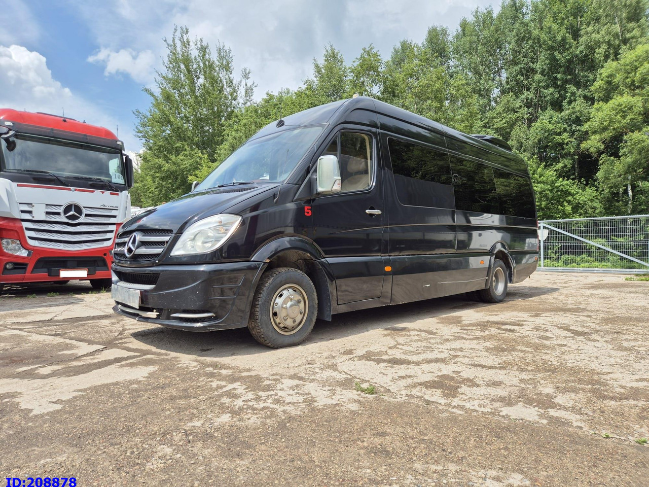 MERCEDES-BENZ Sprinter 519 -VIP- 17 places - حافلة نقل لمسافات طويلة: صورة 1 MERCEDES-BENZ Sprinter 519 -VIP- 17 places - حافلة نقل لمسافات طويلة: صورة 1