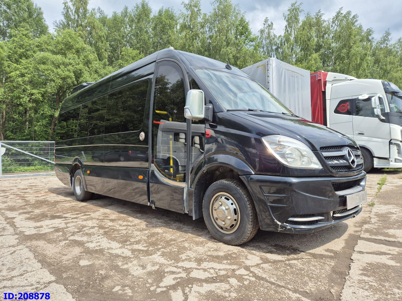MERCEDES-BENZ Sprinter 519 -VIP- 17 places - حافلة نقل لمسافات طويلة: صورة 4 MERCEDES-BENZ Sprinter 519 -VIP- 17 places - حافلة نقل لمسافات طويلة: صورة 4