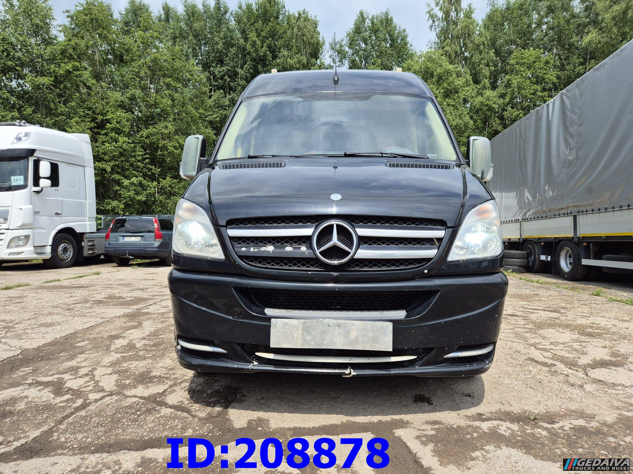 MERCEDES-BENZ Sprinter 519 -VIP- 17 places - حافلة نقل لمسافات طويلة: صورة 2 MERCEDES-BENZ Sprinter 519 -VIP- 17 places - حافلة نقل لمسافات طويلة: صورة 2