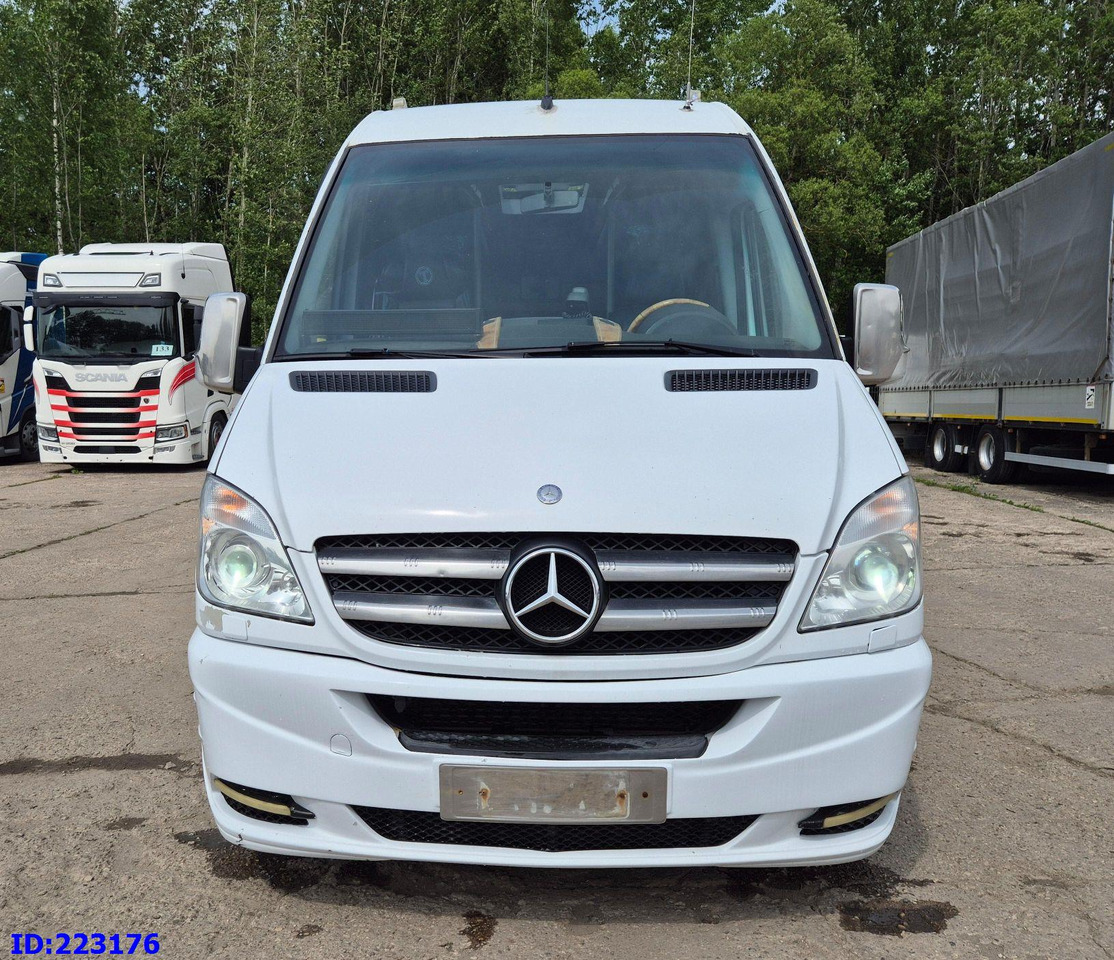 MERCEDES-BENZ Sprinter 519 VIP Luxury - حافلة صغيرة, ميكروباص: صورة 2 MERCEDES-BENZ Sprinter 519 VIP Luxury - حافلة صغيرة, ميكروباص: صورة 2