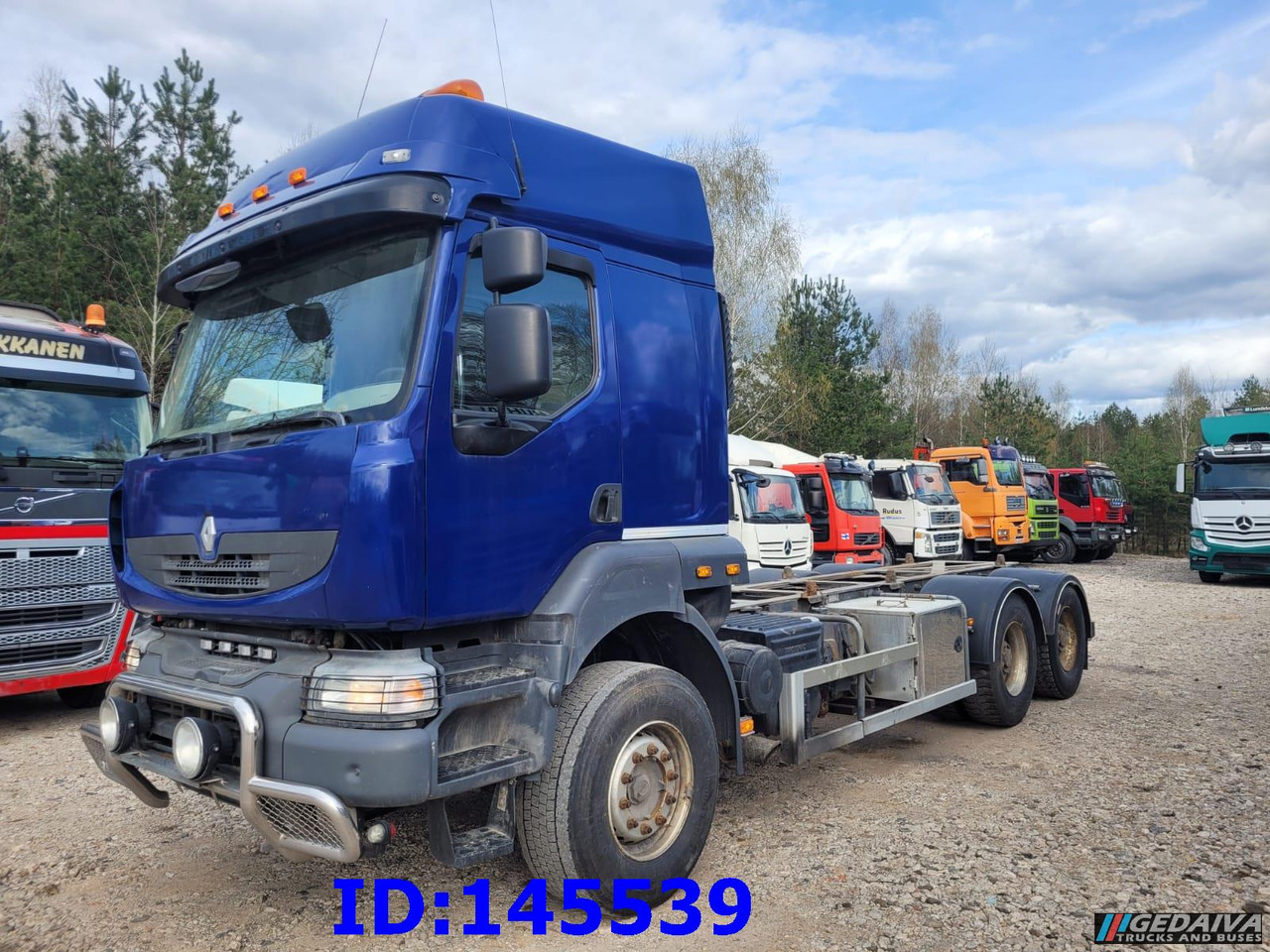 RENAULT Kerax 520HP 6x4 Full steel - شاحنة بهيكل معدني للمقصورة: صورة 1 RENAULT Kerax 520HP 6x4 Full steel - شاحنة بهيكل معدني للمقصورة: صورة 1