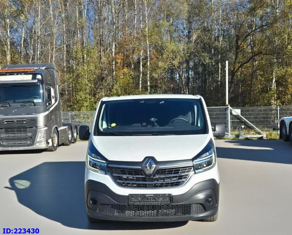 RENAULT Trafic Euro6 - الشاحنات الصغيرة كابينة مزدوجة: صورة 2 RENAULT Trafic Euro6 - الشاحنات الصغيرة كابينة مزدوجة: صورة 2