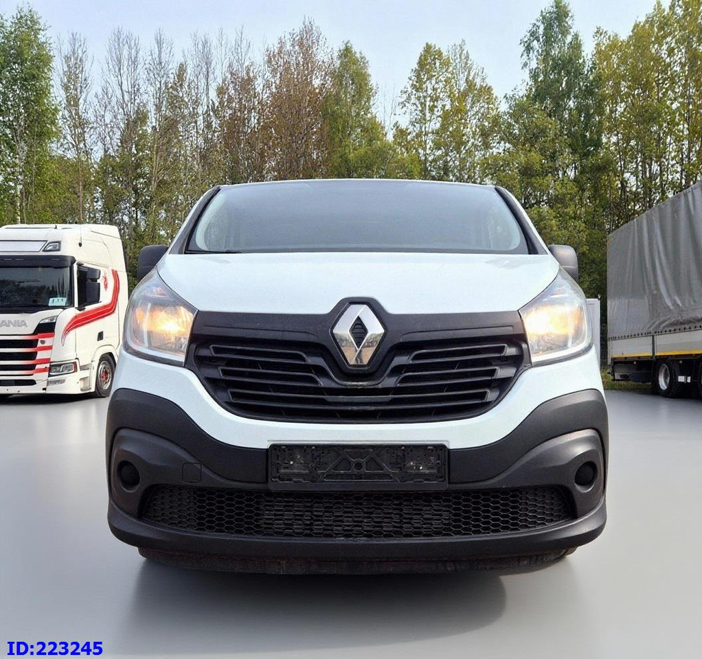 RENAULT Trafic Euro6 - الشاحنات الصغيرة كابينة مزدوجة: صورة 2 RENAULT Trafic Euro6 - الشاحنات الصغيرة كابينة مزدوجة: صورة 2