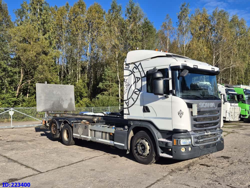 SCANIA G490 6X2 - شاحنة بهيكل معدني للمقصورة: صورة 4 SCANIA G490 6X2 - شاحنة بهيكل معدني للمقصورة: صورة 4