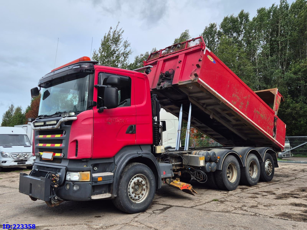 SCANIA R500 8x4 V8 - شاحنة قلاب: صورة 1 SCANIA R500 8x4 V8 - شاحنة قلاب: صورة 1