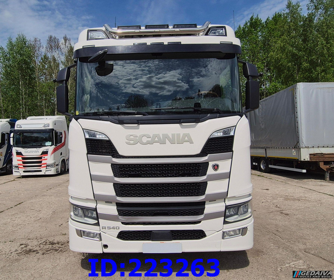 SCANIA R540 6x2 Retarder - شاحنة بهيكل معدني للمقصورة: صورة 2 SCANIA R540 6x2 Retarder - شاحنة بهيكل معدني للمقصورة: صورة 2