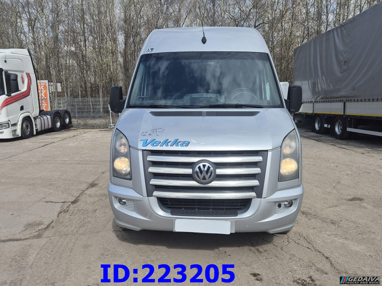 VOLKSWAGEN Crafter VIP - 17-seats - Euro5 - حافلة نقل لمسافات طويلة: صورة 2 VOLKSWAGEN Crafter VIP - 17-seats - Euro5 - حافلة نقل لمسافات طويلة: صورة 2