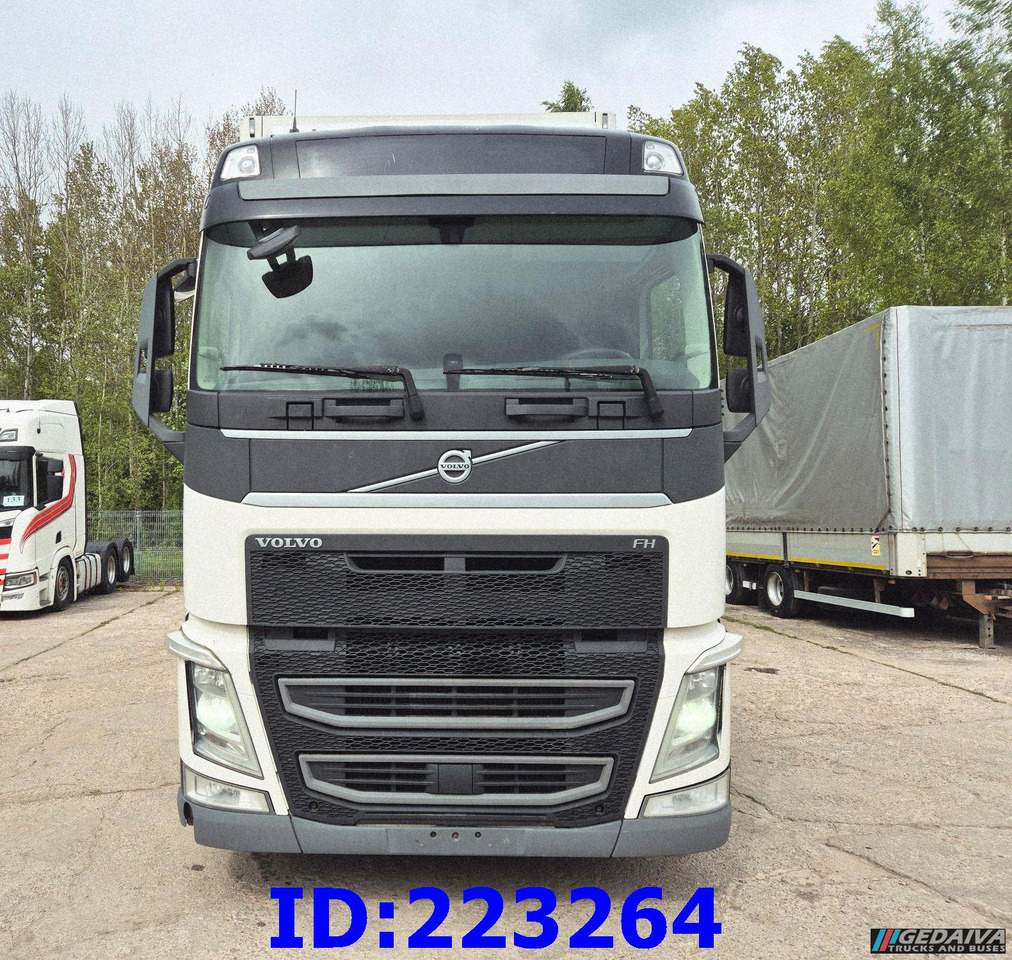 VOLVO FH13 460HP 6x2 Steering axle Euro6 - شاحنة ذات مبرد: صورة 2 VOLVO FH13 460HP 6x2 Steering axle Euro6 - شاحنة ذات مبرد: صورة 2