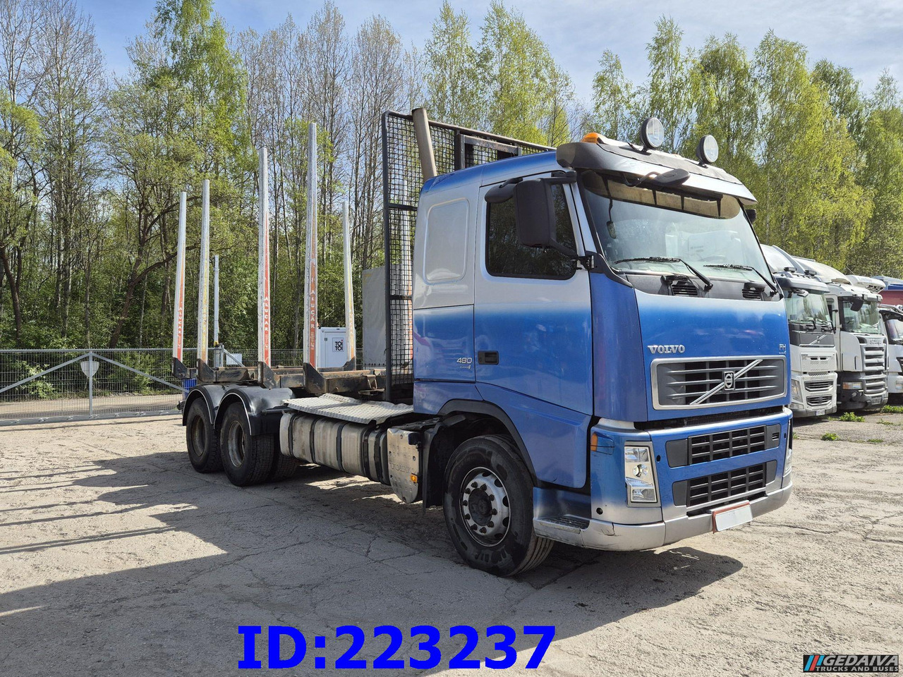 VOLVO FH13 480HP 6x4 - شاحنة قطع الأشجار: صورة 4 VOLVO FH13 480HP 6x4 - شاحنة قطع الأشجار: صورة 4
