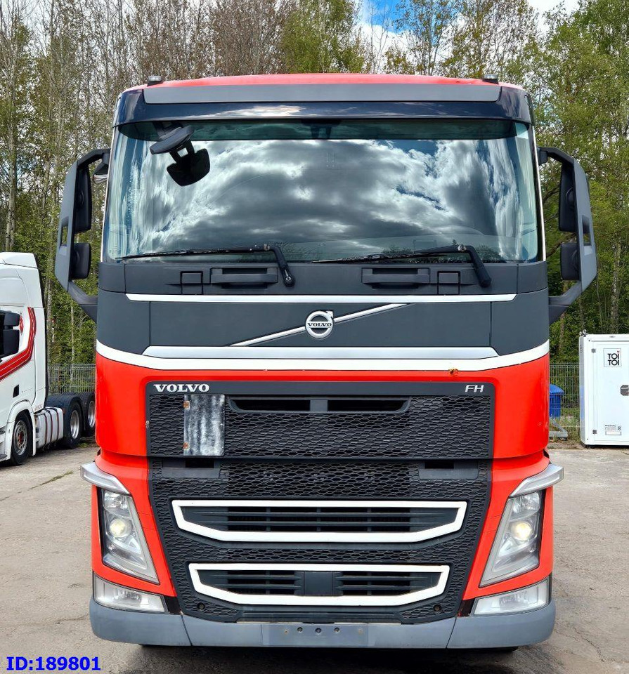 VOLVO FH13 500HP 6x2 Euro6 - شاحنة بهيكل معدني للمقصورة: صورة 2 VOLVO FH13 500HP 6x2 Euro6 - شاحنة بهيكل معدني للمقصورة: صورة 2