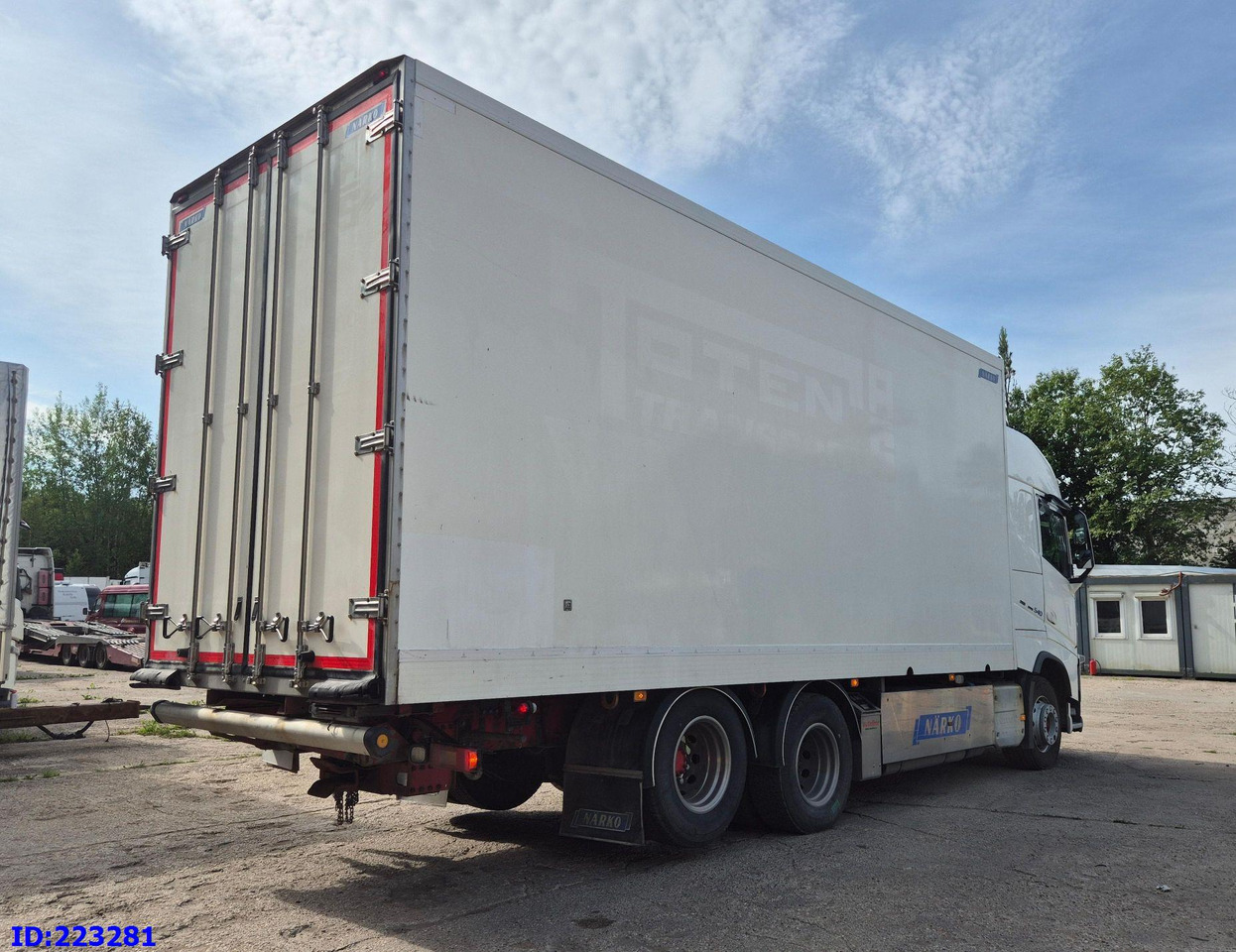 VOLVO FH13 540HP 6x2 (10 tyre) Euro6 - شاحنة متساوية الحرارة: صورة 5 VOLVO FH13 540HP 6x2 (10 tyre) Euro6 - شاحنة متساوية الحرارة: صورة 5