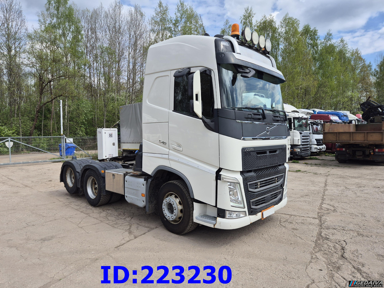 VOLVO FH13 540HP 6x2 (10 tyre) - مقطورة السحب: صورة 4 VOLVO FH13 540HP 6x2 (10 tyre) - مقطورة السحب: صورة 4