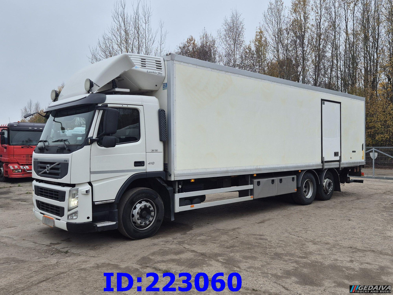 VOLVO FM 410HP - 6X2 - Euro5 -Steering axle - شاحنة ذات مبرد: صورة 1 VOLVO FM 410HP - 6X2 - Euro5 -Steering axle - شاحنة ذات مبرد: صورة 1