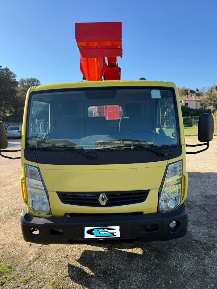 - منصة محمولة مثبتة على الشاحنة: صورة 2 - منصة محمولة مثبتة على الشاحنة: صورة 2