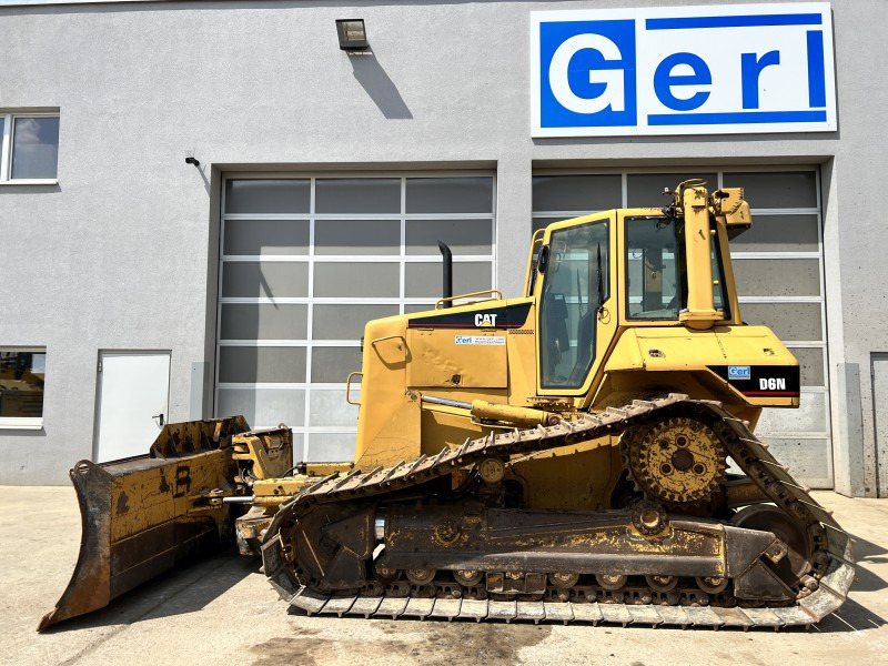 Caterpillar D 6 N LGP (110525) - بلدوزر: صورة 1 Caterpillar D 6 N LGP (110525) - بلدوزر: صورة 1