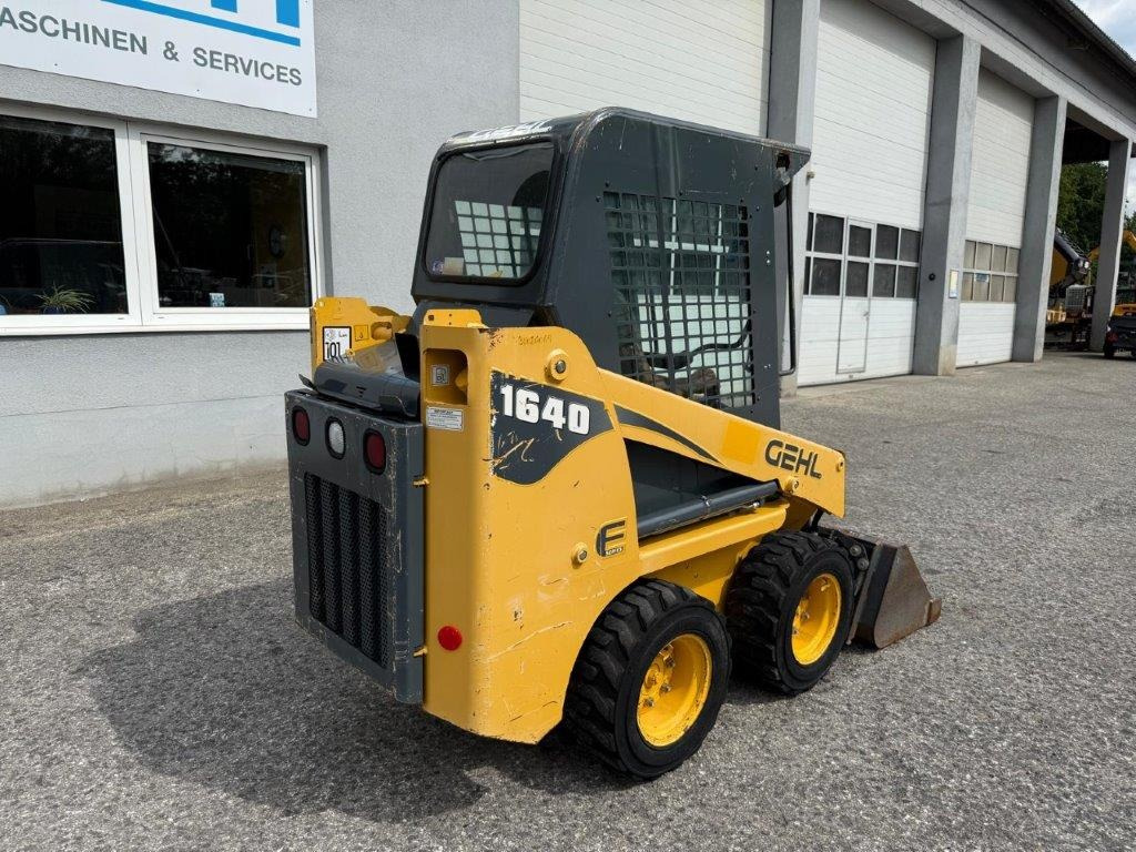 Gehl SL1640E (4027) - شيول صغير: صورة 4 Gehl SL1640E (4027) - شيول صغير: صورة 4